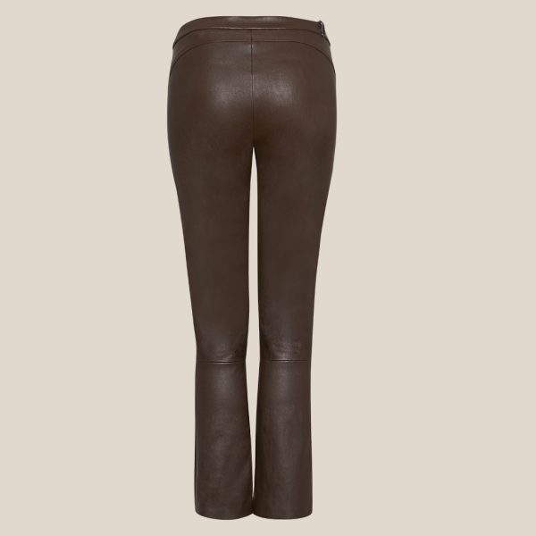 Stretch leather pants in brown
