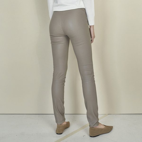 Buy leather leggings taupe nappa from Ayasse online
