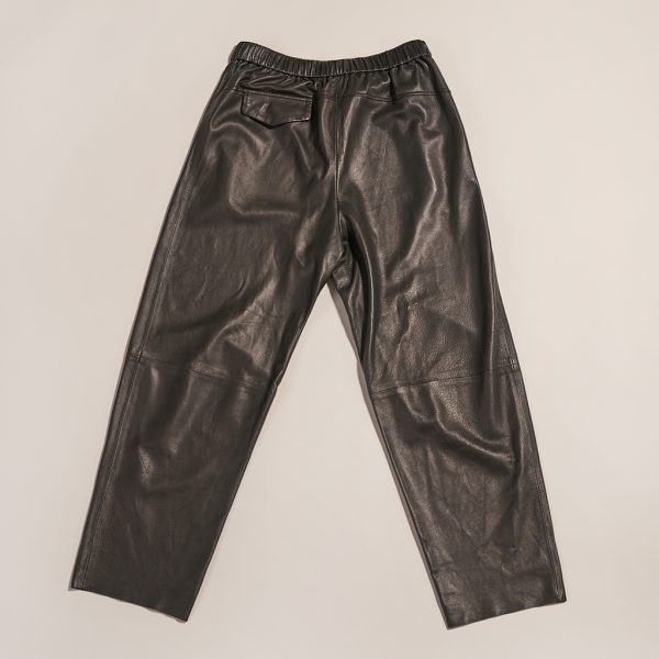 Cleo eggshape leather pants black by Ayasse