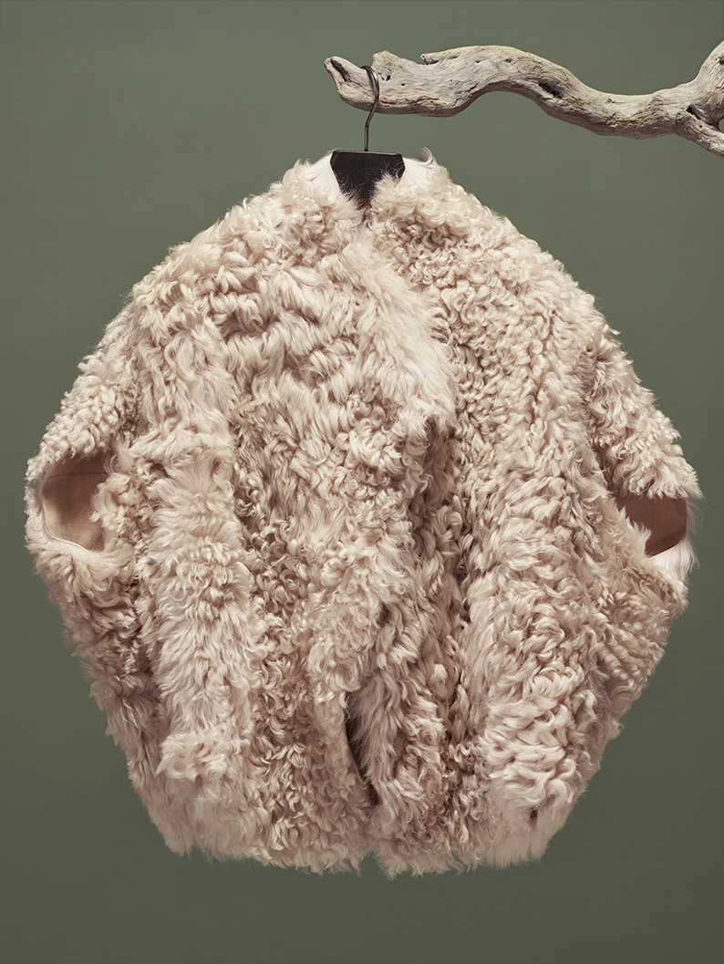 Cocoon Lammfellcape Creme